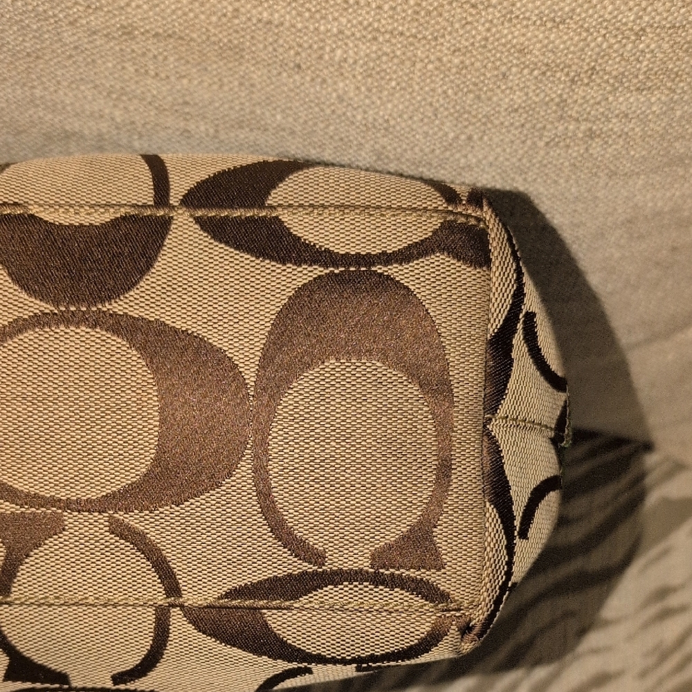 Coach Signature C Tote With Green Apple Patent Leather Trim 2006 Style 10124 - Picture 8 of 14